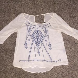 Miss Daisy beautiful blouse